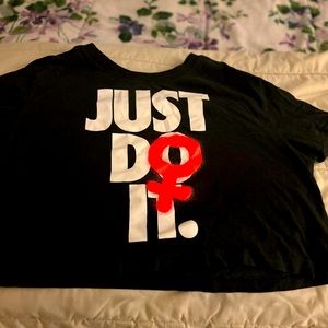 Nike Crop Top